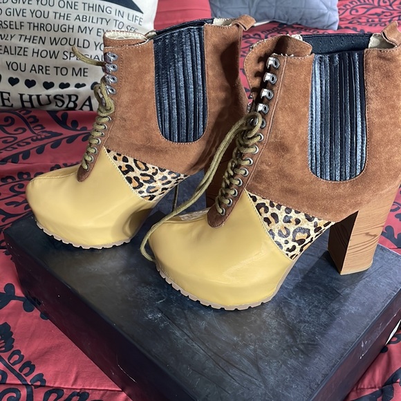 Ankle boots - Picture 4 of 6